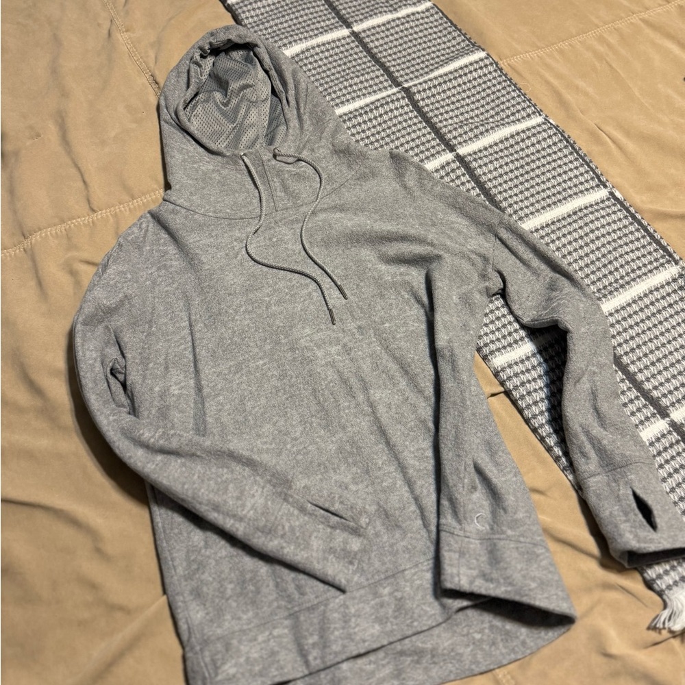 Zyia Women’s Hoodie